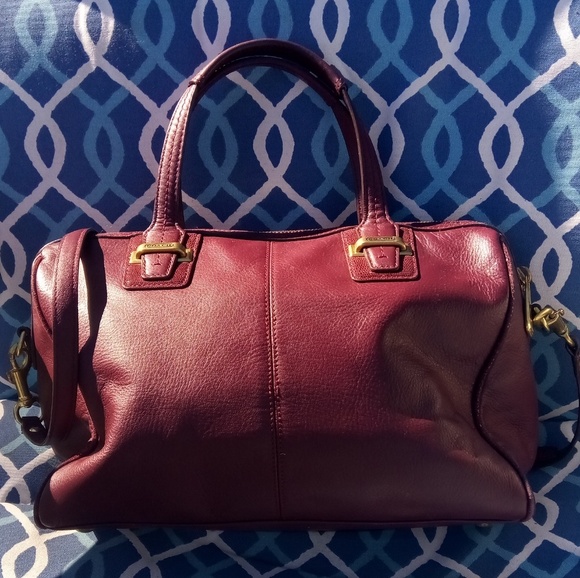 🚫 SOLD 🚫👜 Maroon Coach satchel👜 - Picture 5 of 8